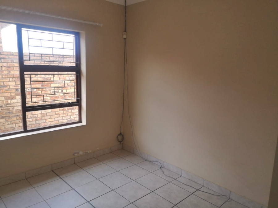 2 Bedroom Property for Sale in Campher Park Eastern Cape
